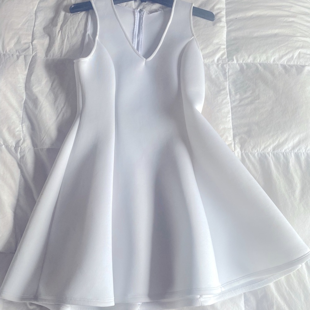 Platinum White Pleated Skater Dress, Size L